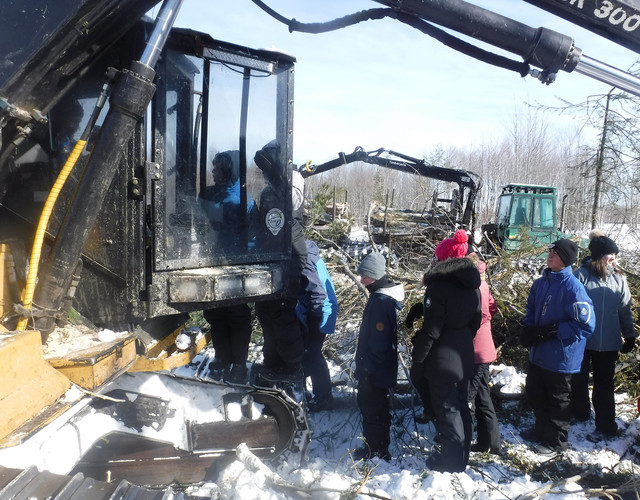 Visite d'opérations forestières avec l'école secondaire de Saint-Charles